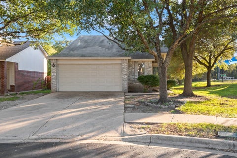 Photo of 902 Moser River DR, Leander, TX 78641 (MLS # 5508435)