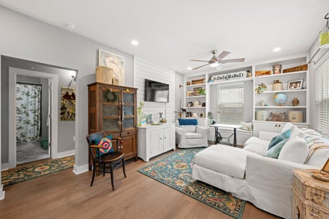 Tiny photo for 3403 King ST, Austin, TX 78705 (MLS # 1474748)