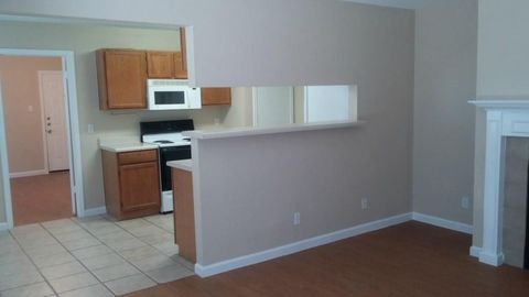 Photo of 507 Cutty TRL #B, Lakeway, TX 78734 (MLS # 2303784)