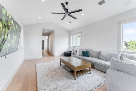 Tiny photo for 18601 Flying J BLVD, Spicewood, TX 78669 (MLS # 3338827)