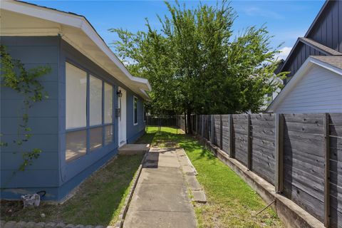 Tiny photo for 4611 S 2nd ST, Austin, TX 78745 (MLS # 7753193)