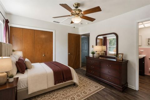 Tiny photo for 4611 S 2nd ST, Austin, TX 78745 (MLS # 7753193)