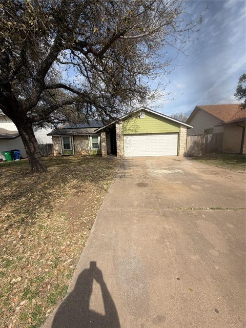 Photo of 1100 York Castle DR, Pflugerville, TX 78660 (MLS # 9212517)