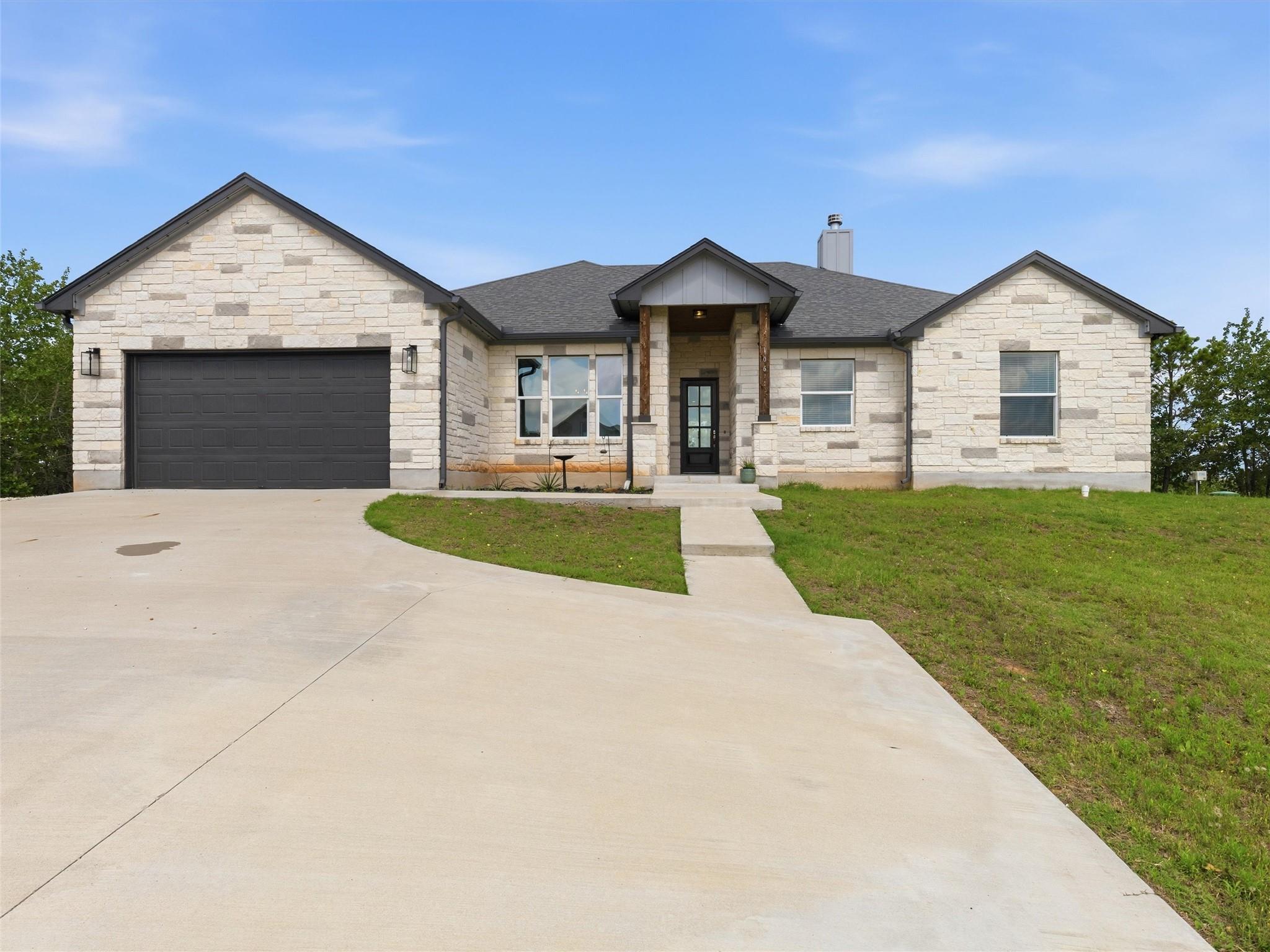 106 Pinecrest DR