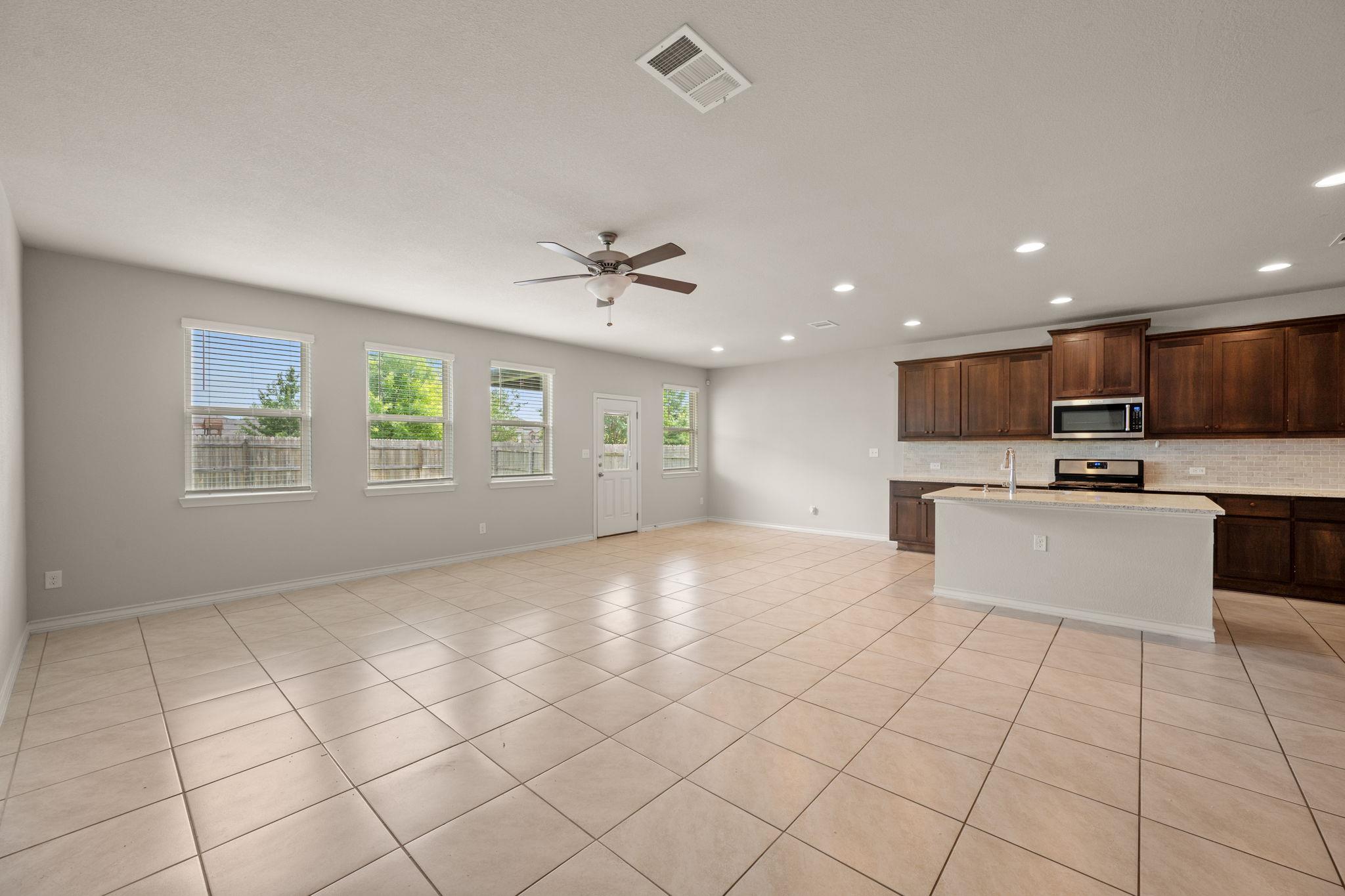 6605 Verona PL