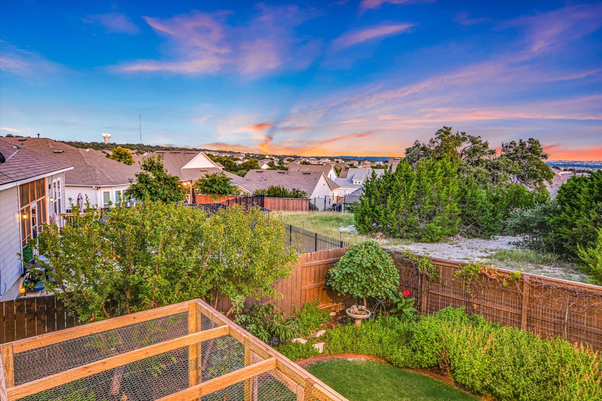 Liberty Hill, Texas 78642, United States, 4 Bedrooms Bedrooms, ,4 BathroomsBathrooms,Residential,Active,200635