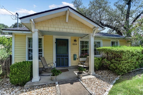Tiny photo for 1004 W Monroe ST, Austin, TX 78704 (MLS # 3781065)