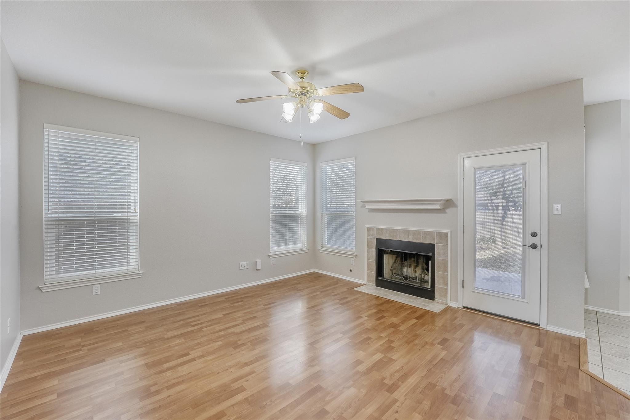 12424 Copperfield DR