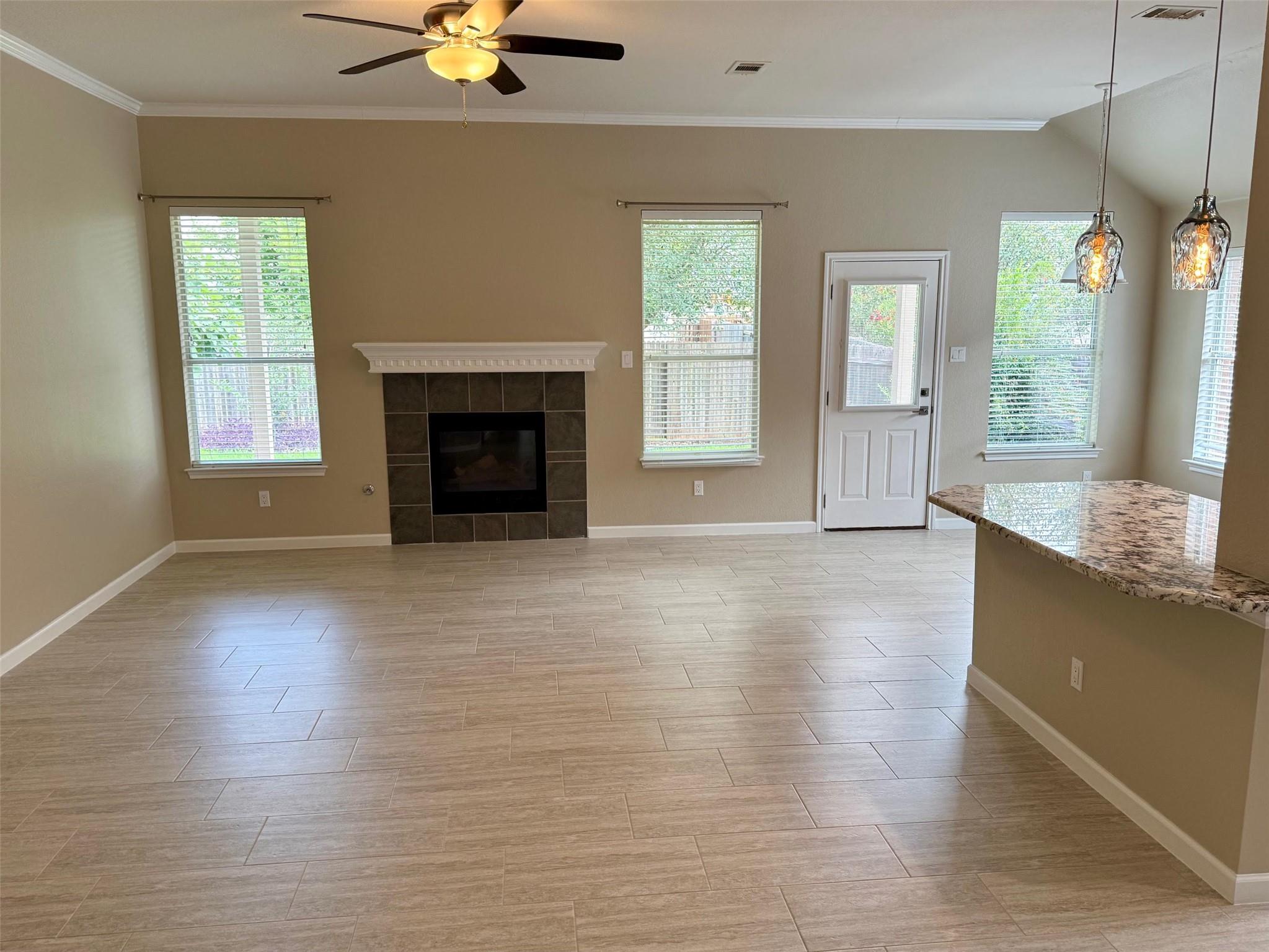 3708 Pine Needle CIR