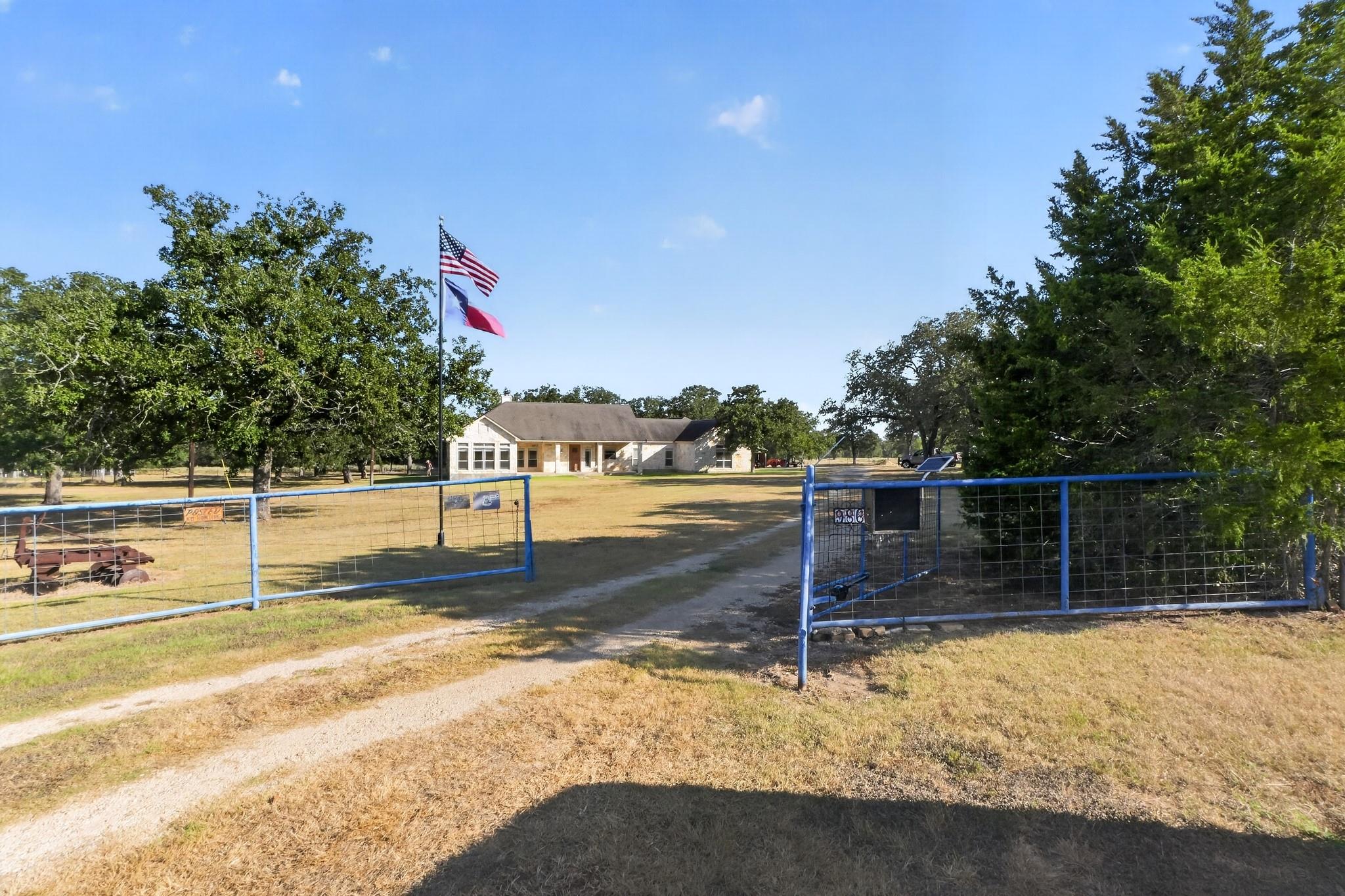 986 High Grove RD