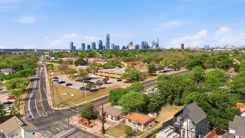 Photo of 2900 Webberville RD, Austin, TX 78702 (MLS # 1159628)