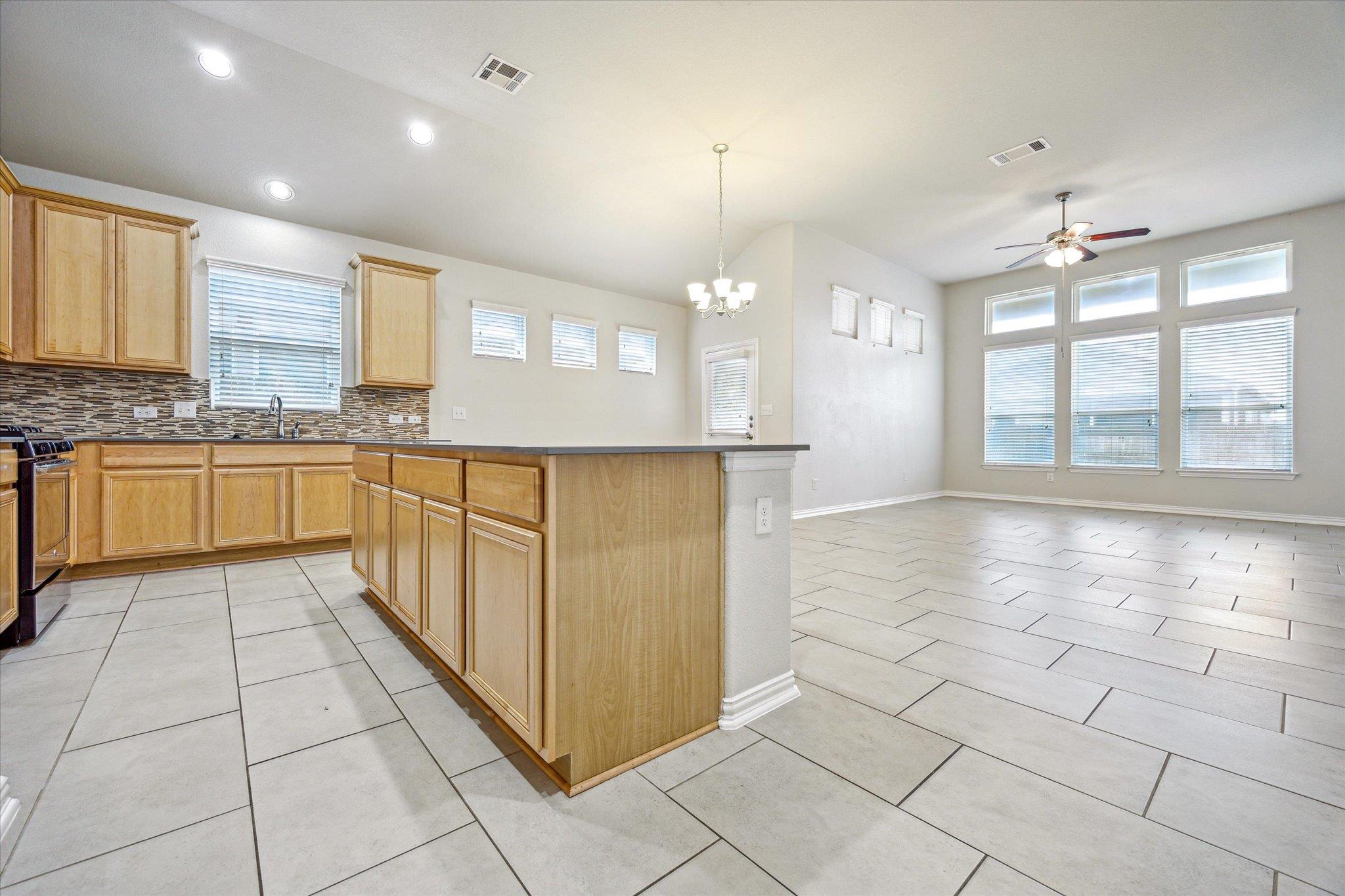 716 Bonnet BLVD