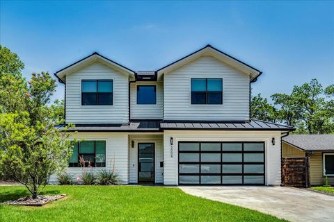 3004 Hunt TRL Austin TX 78757