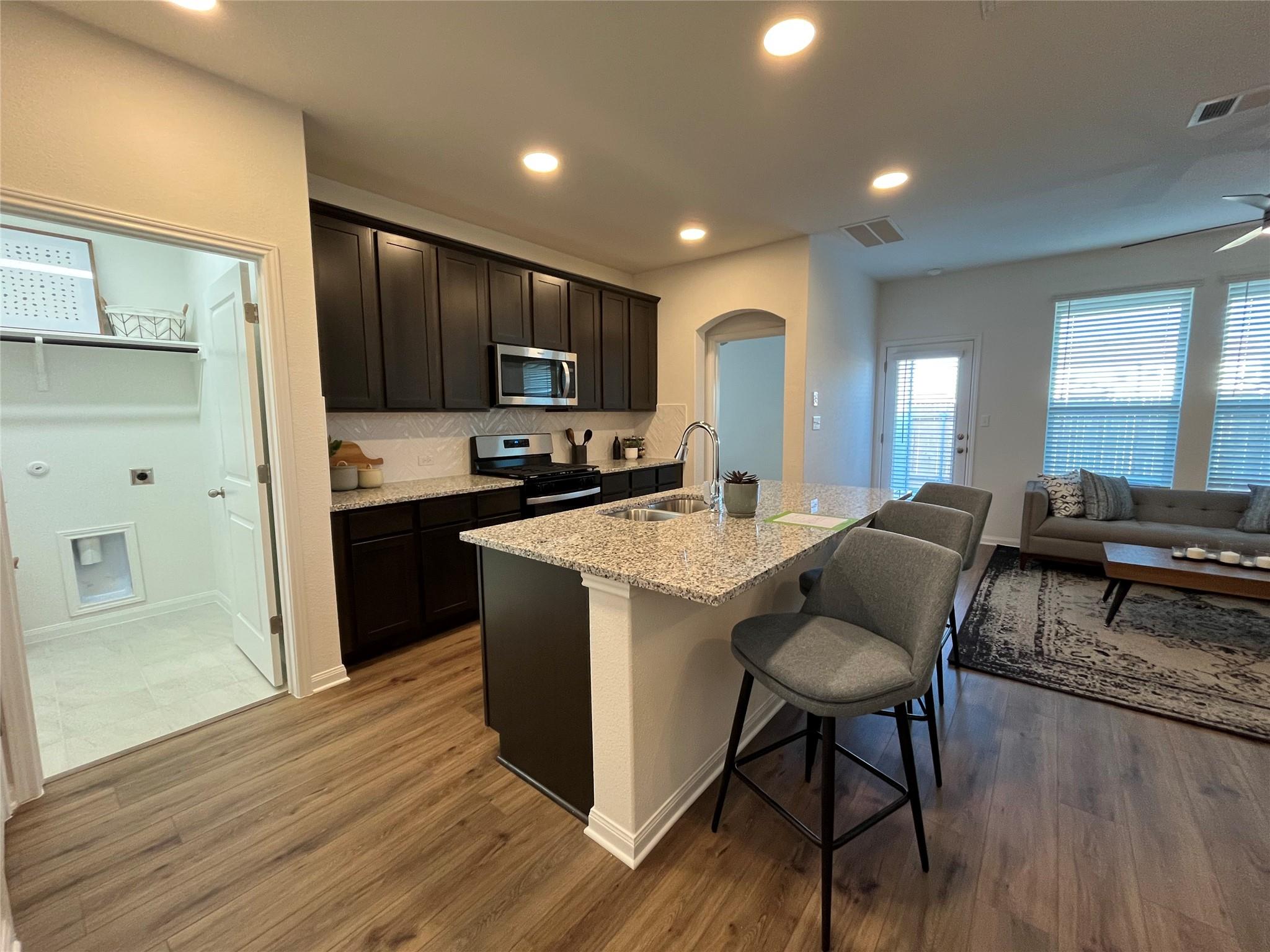 8506 Wellspring LOOP