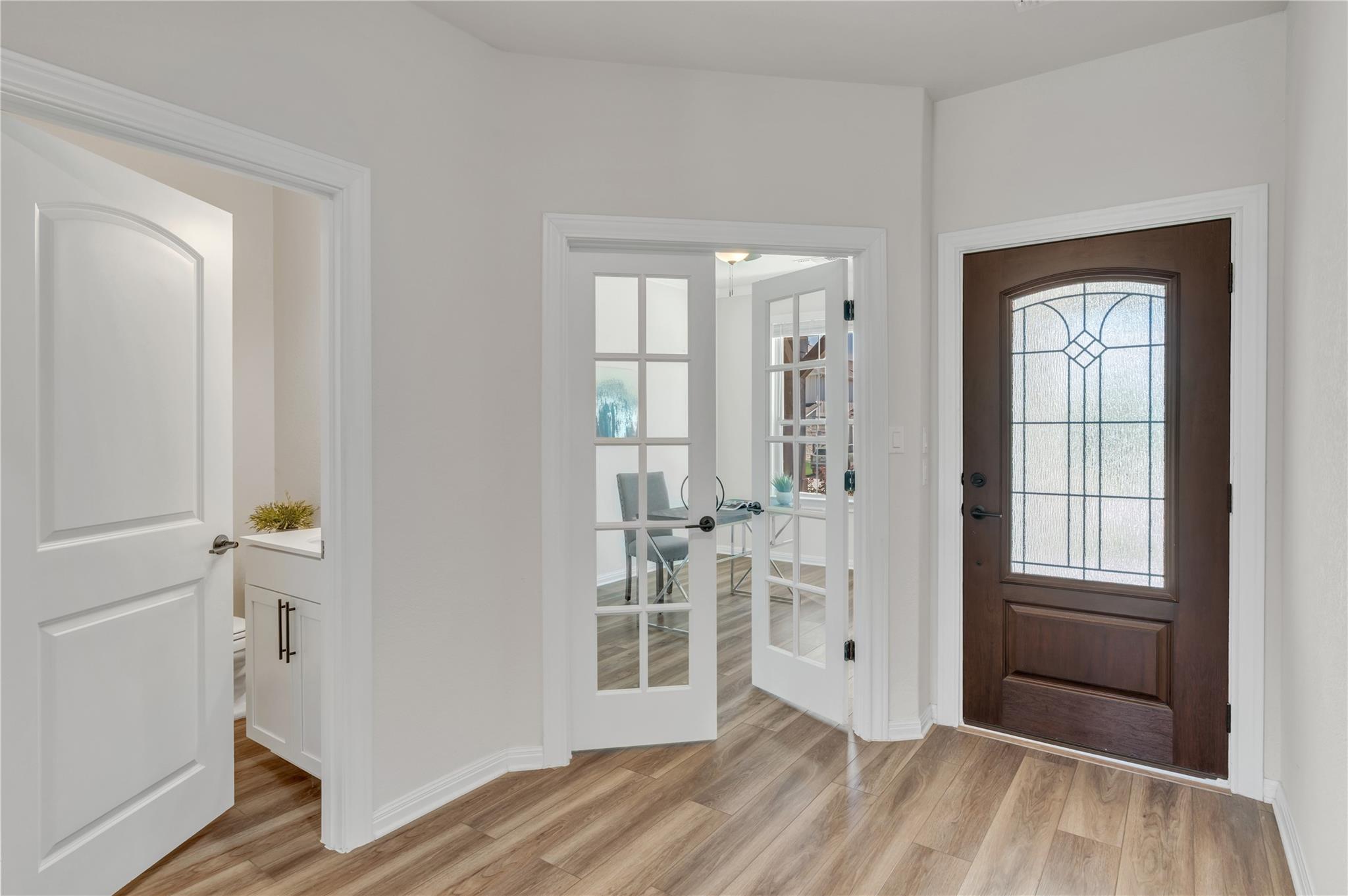201 Bella Luna WAY