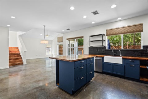 Tiny photo for 301 W Stassney LN #34, Austin, TX 78745 (MLS # 3875803)