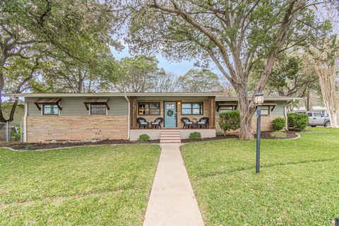 889 oak Ln, New Braunfels, TX 78130 - MLS#: 2303428