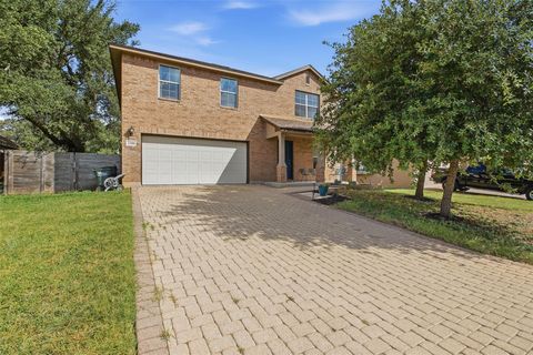 Photo of 2106 Stonehaven, San Marcos, TX 78666 (MLS # 8061679)