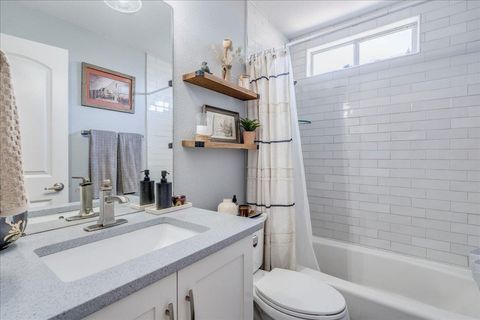 Tiny photo for 805 Nile ST, Austin, TX 78702 (MLS # 7568832)