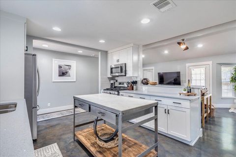 Tiny photo for 805 Nile ST, Austin, TX 78702 (MLS # 7568832)