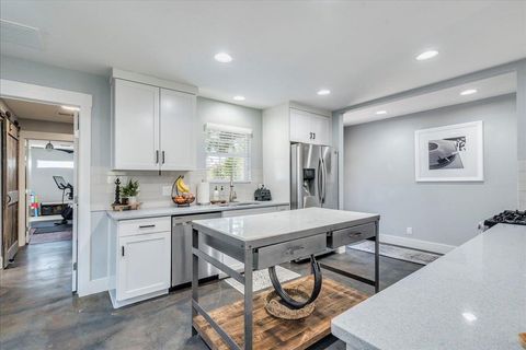 Tiny photo for 805 Nile ST, Austin, TX 78702 (MLS # 7568832)
