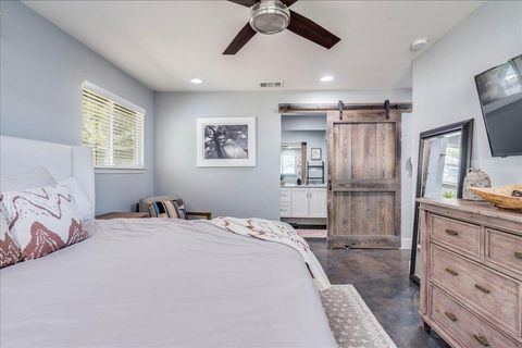 Tiny photo for 805 Nile ST, Austin, TX 78702 (MLS # 7568832)