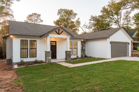 188 Heleakala DR Bastrop TX 78602