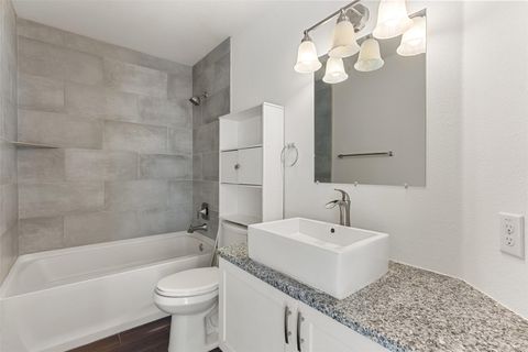Tiny photo for 1603 Sanchez ST #B, Austin, TX 78702 (MLS # 9118133)