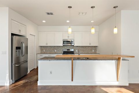 Tiny photo for 1603 Sanchez ST #B, Austin, TX 78702 (MLS # 9118133)