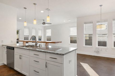 Tiny photo for 1603 Sanchez ST #B, Austin, TX 78702 (MLS # 9118133)