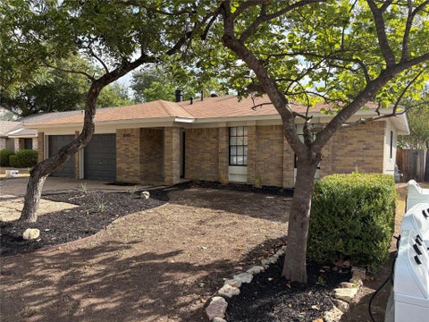 Photo of 10510 School House LN, Austin, TX 78750 (MLS # 5883675)