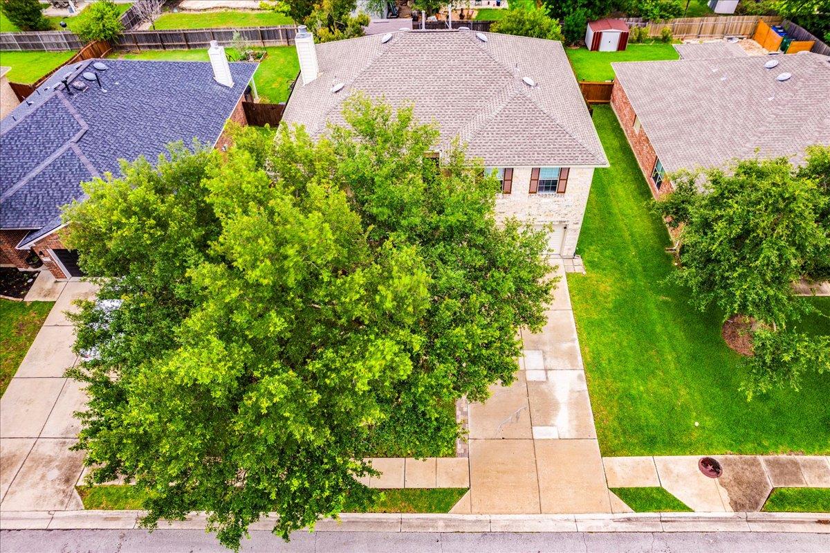 18717 Shoreless DR