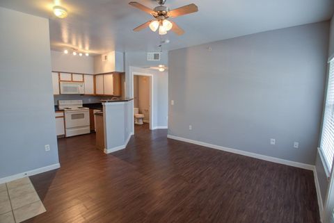 Photo of 2320 Gracy Farms LN #926, Austin, TX 78758 (MLS # 3786447)