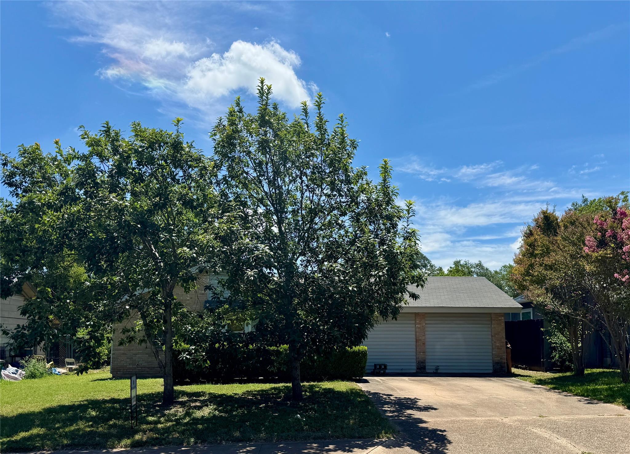 5813 Cedardale DR