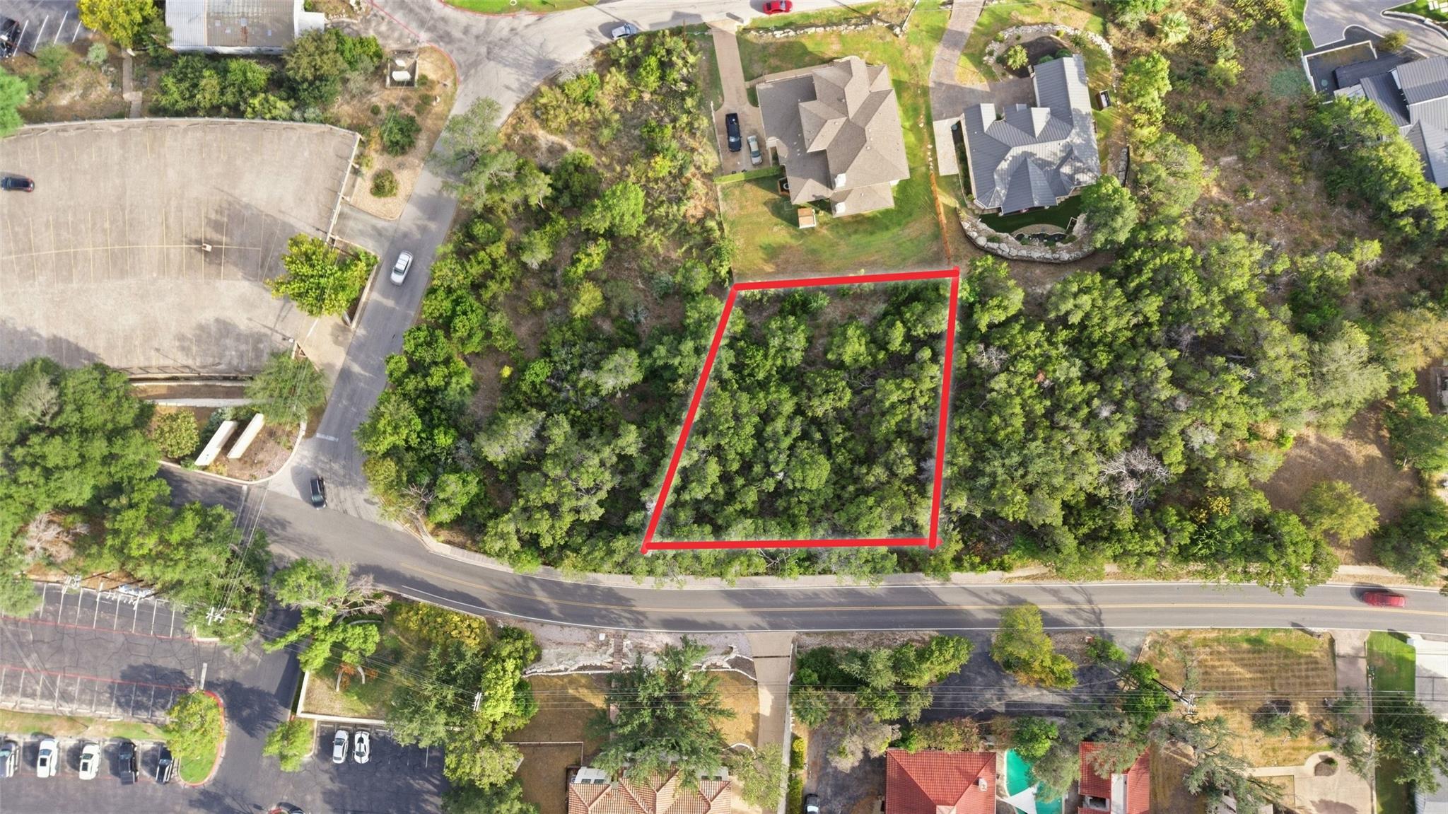 114 Lakeway DR