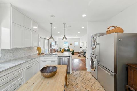 Tiny photo for 900 W Lynn ST, Austin, TX 78703 (MLS # 8912911)