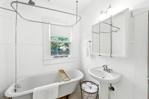 Tiny photo for 900 W Lynn ST, Austin, TX 78703 (MLS # 8912911)