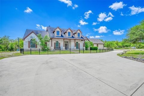 A home in Blanco