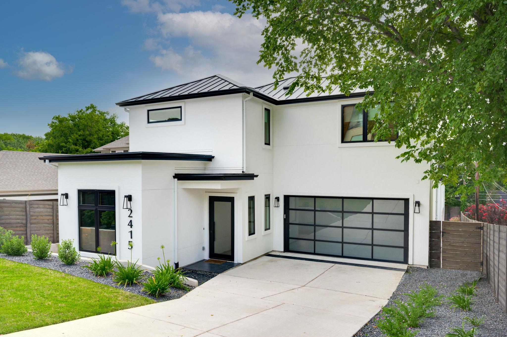 2415 McCall RD