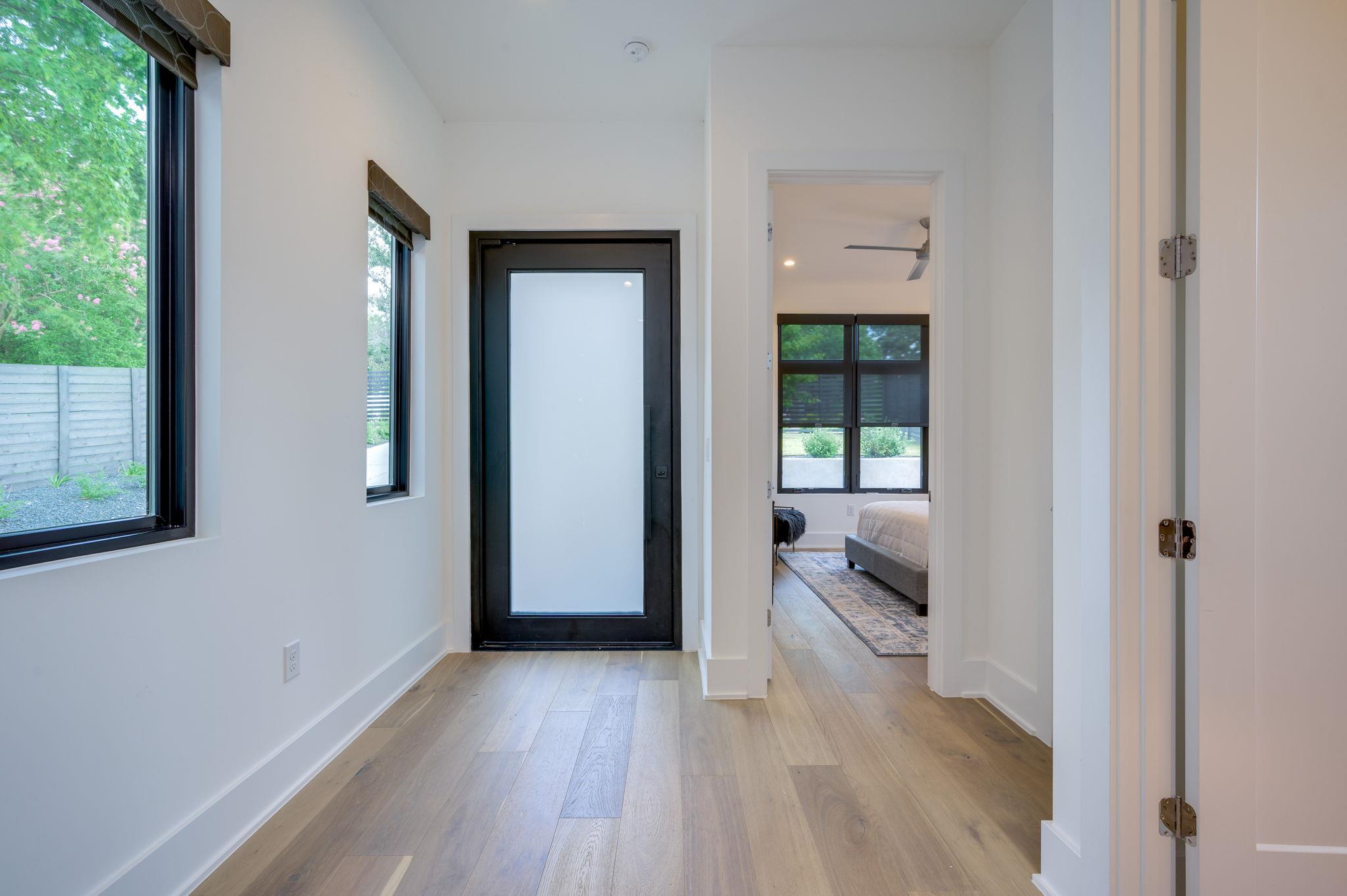 2415 McCall RD