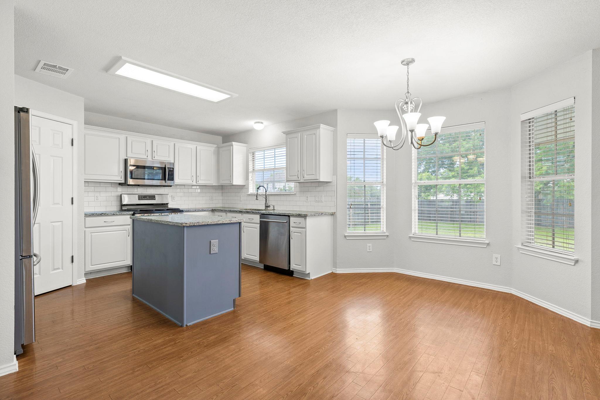 17900 Quitman Mountain WAY