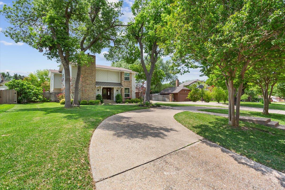 2901 Olympia DR