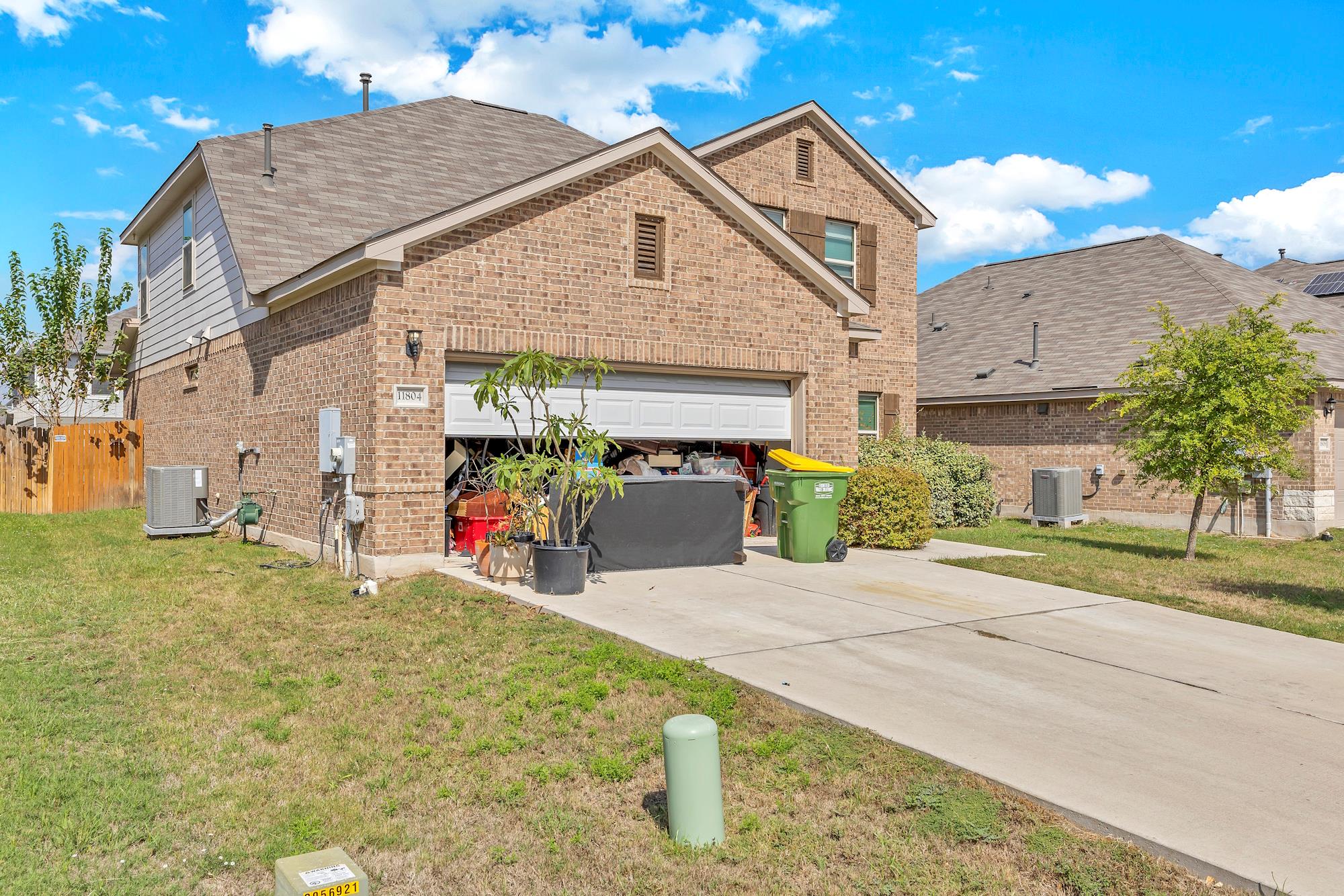 11804 Comedero WAY