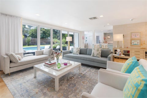 Photo of 4209 Gnarl DR, Austin, TX 78731 (MLS # 4541103)