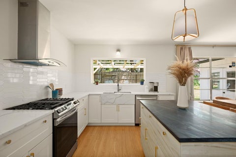 Tiny photo for 10201 Parkfield DR, Austin, TX 78758 (MLS # 8145459)