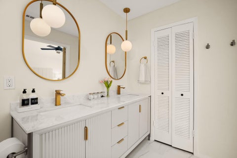 Tiny photo for 10201 Parkfield DR, Austin, TX 78758 (MLS # 8145459)
