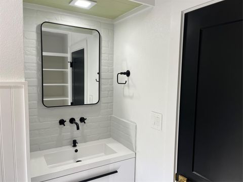 Tiny photo for 5611 Joe Sayers Ave, Austin, TX 78756 (MLS # 1185628)