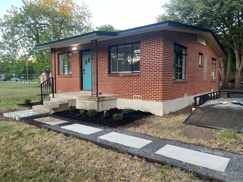 5611 Joe Sayers Ave Austin TX 78756