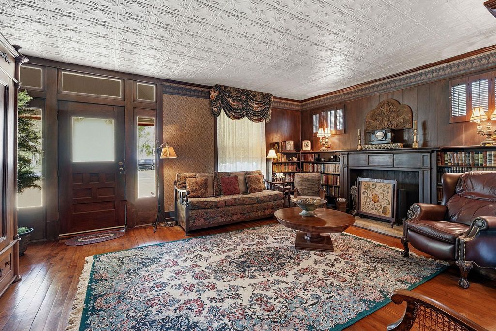 Photo of 410 Cibilo ST, Lockhart, TX 78644 (MLS # 7626906)