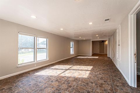 Tiny photo for 6405 Torres ST, Austin, TX 78741 (MLS # 4465838)